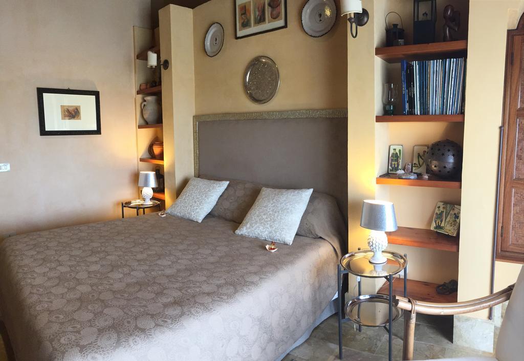 Casale Alma Bed and Breakfast Marsala Eksteriør billede